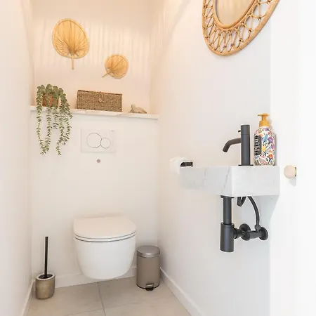 Maison Madeleine アパート *